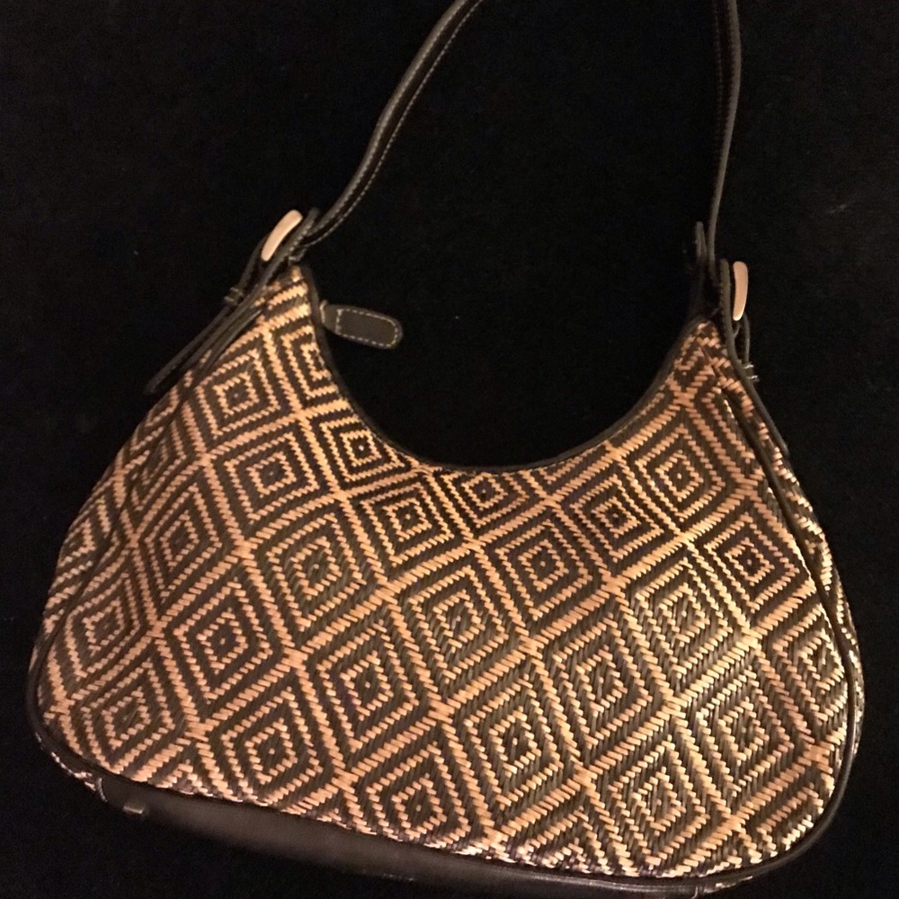 Stone Mountain Black and Wicker Purse